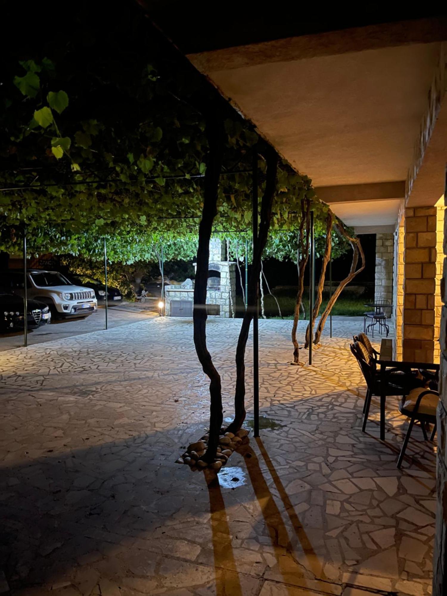 Apartmani Mendula Будва Экстерьер фото