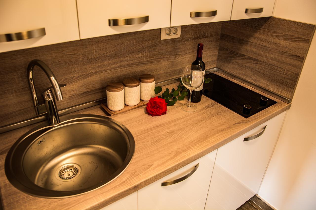 Apartmani Mendula Будва Экстерьер фото